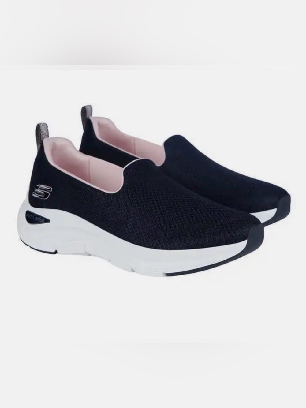 Skechers Ladies Arch Comfort Slip On 🆕 Black 9 NWOT